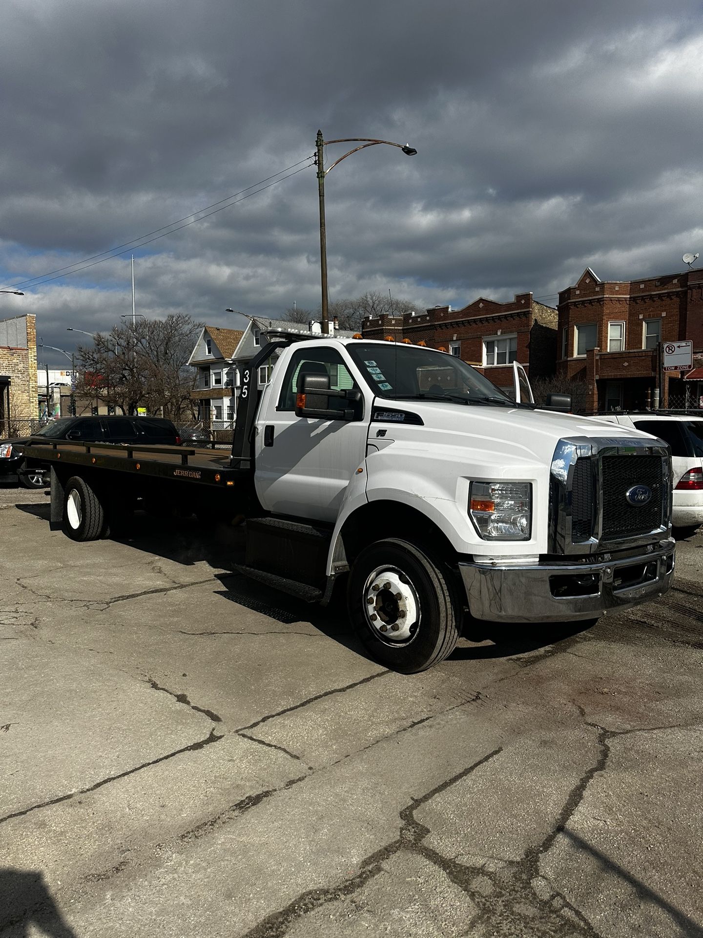 2016 Ford F-650 Tow Truck