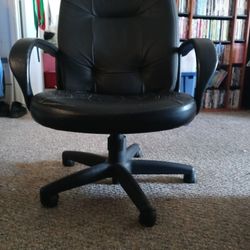 Swivel Office Chair