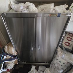 Stainless steel cabinet