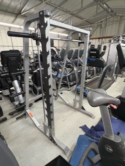 Hoist Smith Mschine