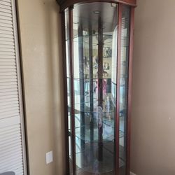 Corner Curio Cabinet (Excellent Condition) 