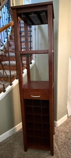 Glassware & Wine Cabinet
