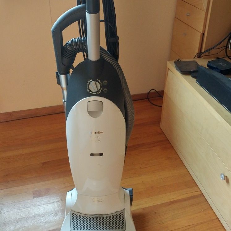 Miler Dynamic U1 Vacuum