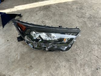 OEM 2019–2022 Toyota RAV4 Halogen Headlight Right Side RH