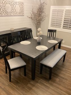 Dinning Table