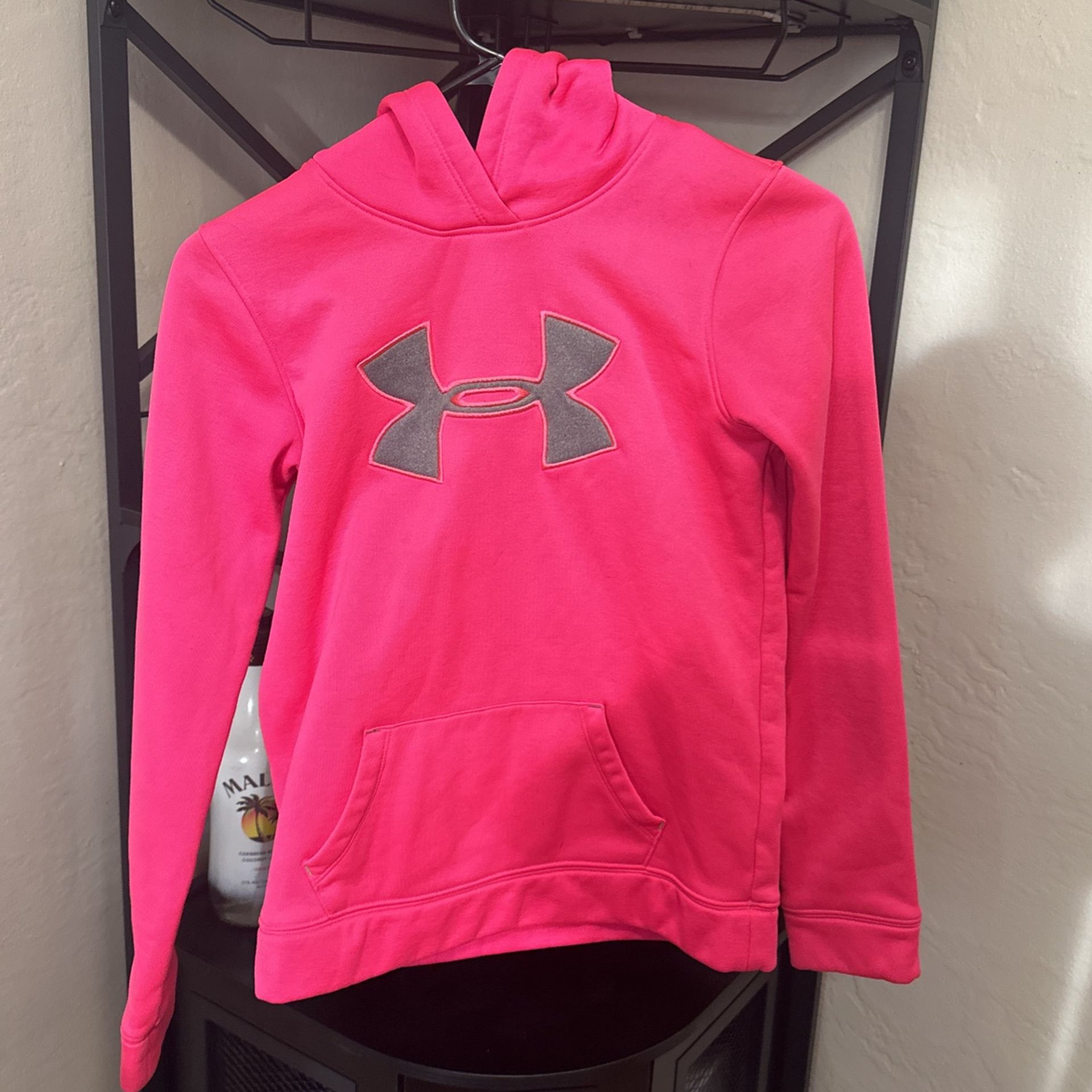 Under Armour Girls Hoodie Size M