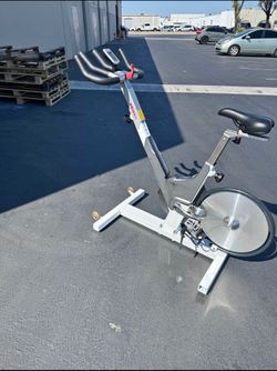 Keiser M3 Stationary Bike Spin Bike Indoor Exercise Bicycle Cardio Workout Home Gym Bicicleta