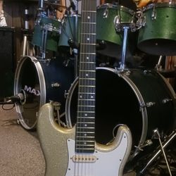 "Stringwerx" Custom Guitar Shop "Strat"