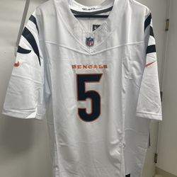 Cincinnati Bengals Tee Higgins stitched jersey message for size Availability 