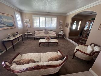 Victorian Style Living Room Set