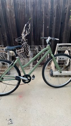 Fixed gear women’s bike with brake