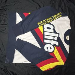 Men’s Shirts/sweaters 