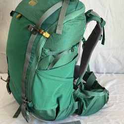 REI Trail 40 Womens Backpack in Green, Size Small