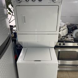 Whirlpool Heavy Duty Washer Gas Dryer