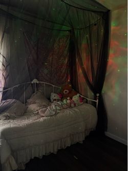 Twin bed