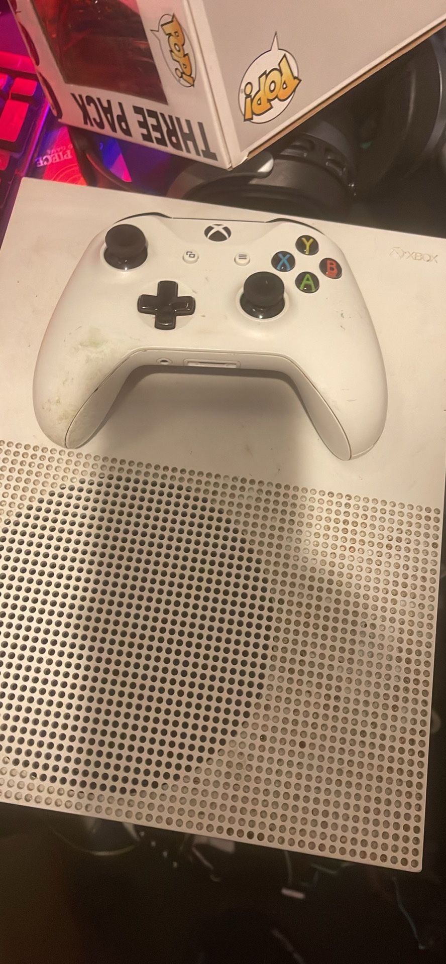 Xbox One S