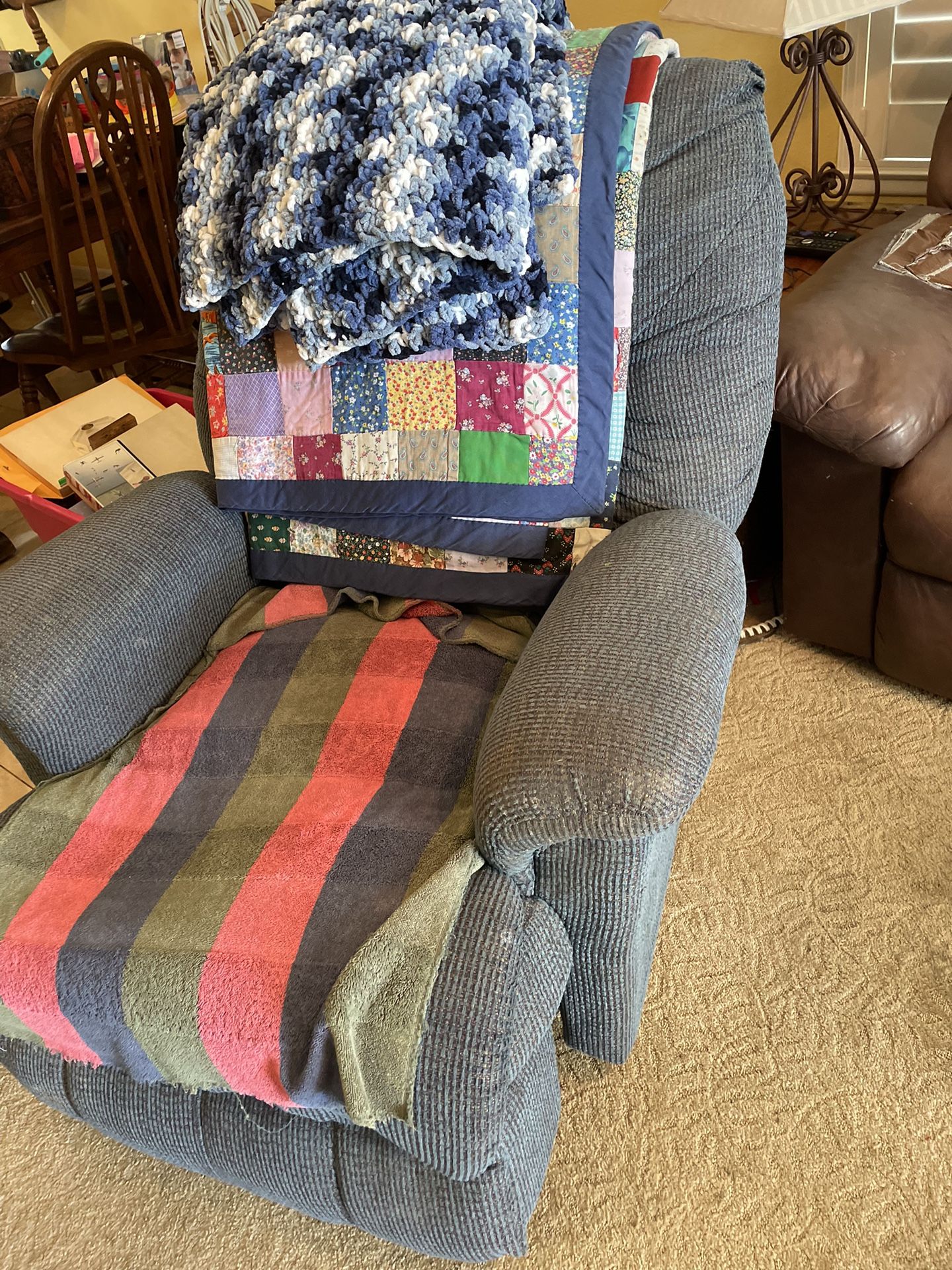 FREE RECLINER for Sale in Corona, CA OfferUp