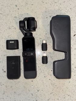 DJI Pocket 2 w/ Mic + Do It All Handle & Accessories