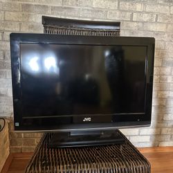 30 Inch TV 