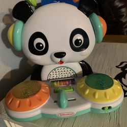 Panda DJ Party