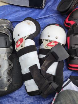 Knee Guards