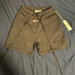 Essential Shorts 