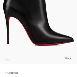 Christian Louboutin Size 9