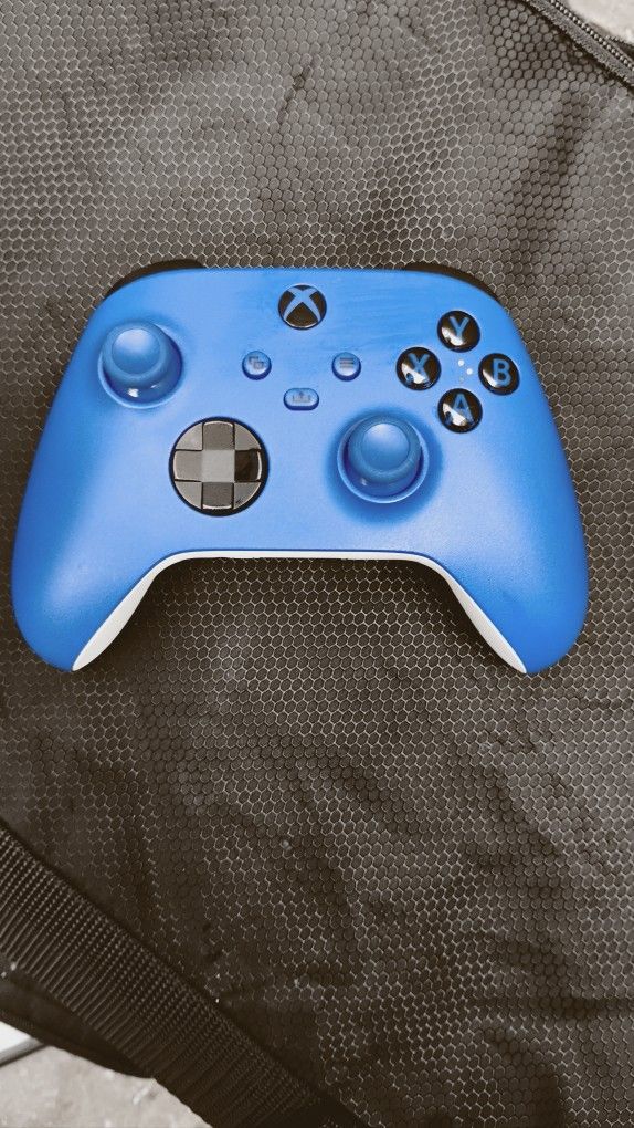 Xbox One X/S Controllers