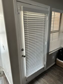 Used back Door Blinds