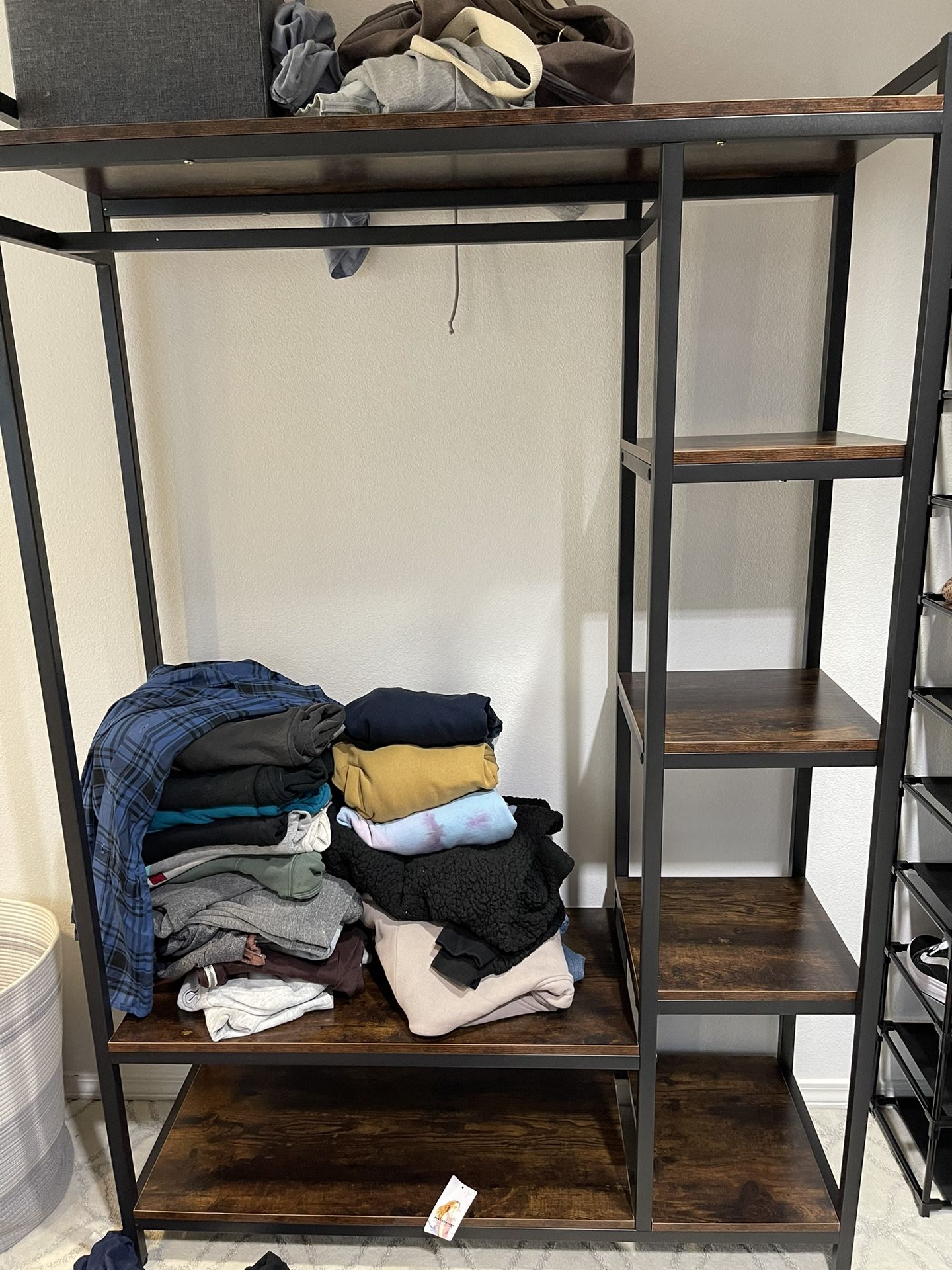 Closet Organizer 