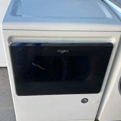 Whirlpool gas dryer in good working conditions asking Secadora De Gas