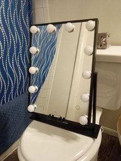 Impressions light up mirror