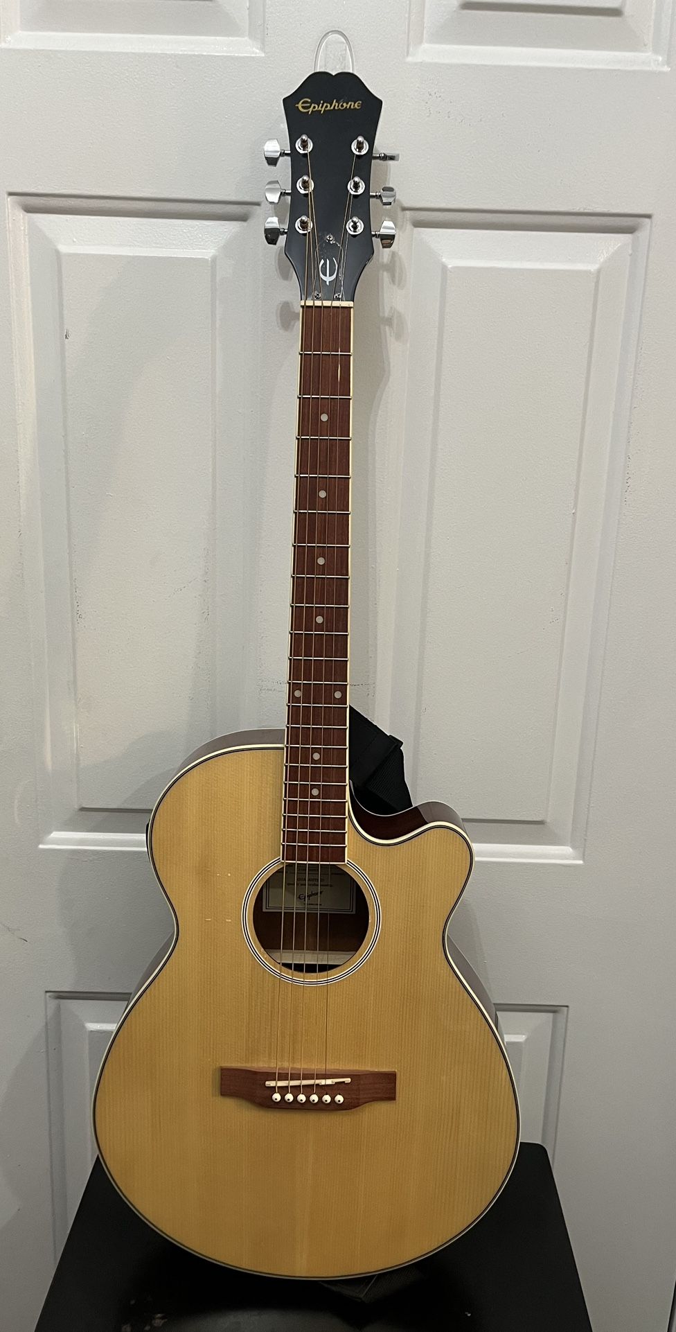 Epiphone Acoustic-Electric Guitar