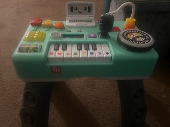 Baby disco music activity table