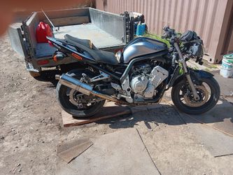 04 Yamaha FZ 1