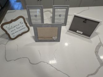 Picture Frames Gray White