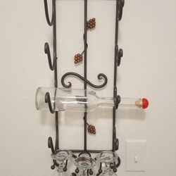 STEEL WALL WINE RACK