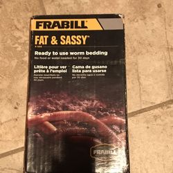 Frabill Fat & Sassy Worm Bedding New In Box