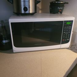 Small microwave