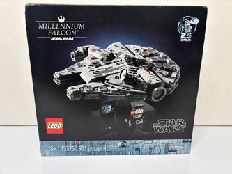LEGO Star Wars Millennium Falcon Set 75375