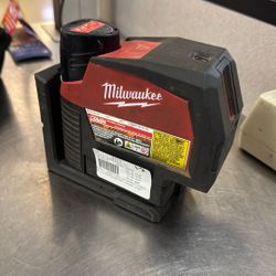 Milwaukee Laser ‼️ASK FOR DIANA‼️