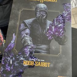 Various Mortal Kombat Collectibles