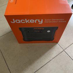 Jackery Solar Generator 