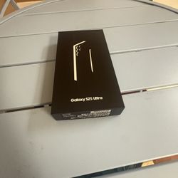 Brand New Samsung Galaxy S25 Ultra 