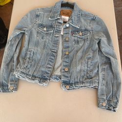 Levi’s Little Girls Size m