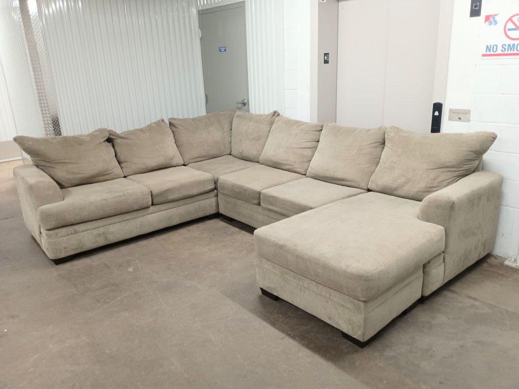 Sectional Sofa Reversible Chaise