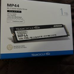 TEAMGROUP MP44 1TB SLC Cache Gen4x4 M.2 2280 PCIe 4.0 w/ NVMe Laptop & Desktop & NUC & NAS SSD 