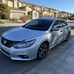 2016 Nissan Altima SR