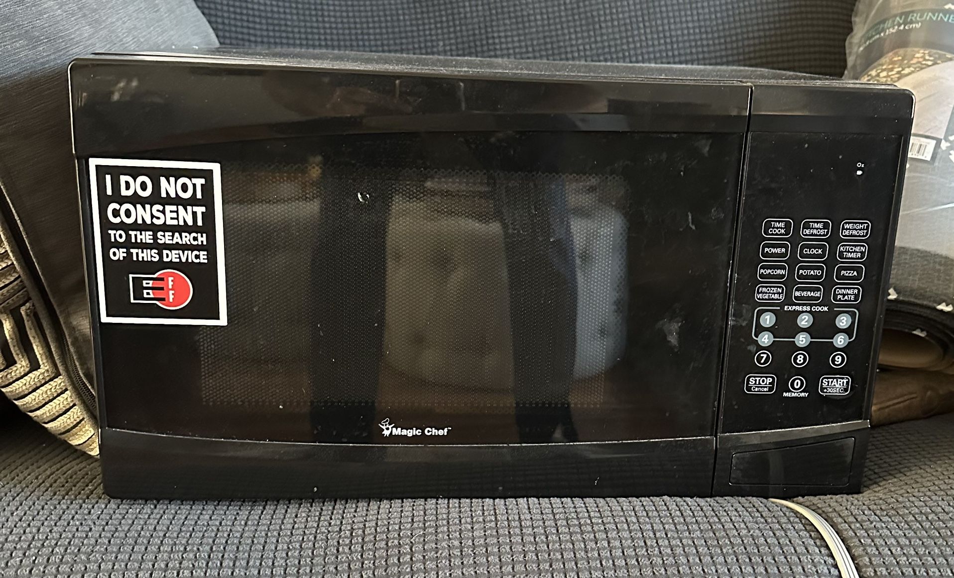 Microwave Used. Works Great! 