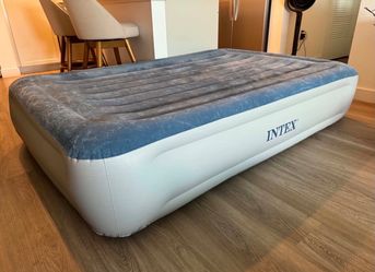 Full Air mattress